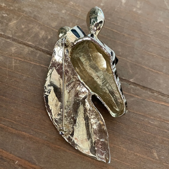 Vintage Enamel Zebra Brooch Pin Black & White Enamel with Goldtone African Zebra - Picture 2 of 5